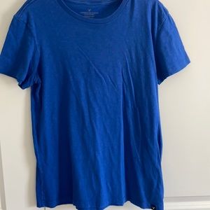 Blue American Eagle tee